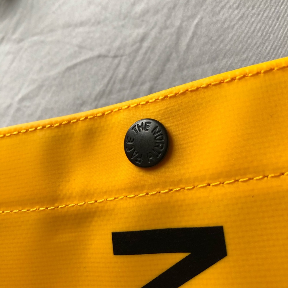 TNF Purple label - Picture 3 of 7